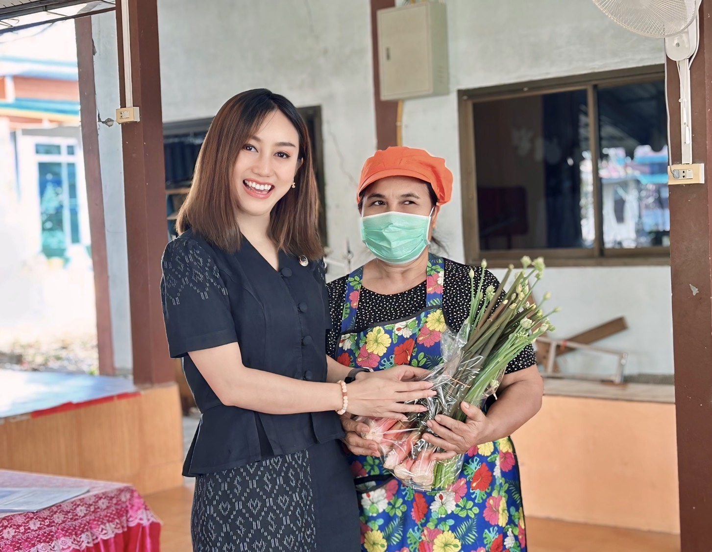 พช.จังหวัดร้อยเอ็ด ร่วมให้ความรู้เกี่ยวกับ "การตลาดยุคดิจิทัลและการสมัคร application form การขายออนไลน์" ตามโครงการสร้างงาน สร้างอาชีพ ให้กลุ่มเปราะบาง