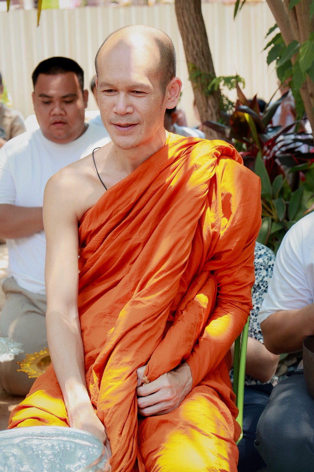 พช.ร้อยเอ็ด ร่วมพิธีสรงน้ำ พระเทพวัชรวิทยาคม สืบสานประเพณีสงกรานต์ 2569